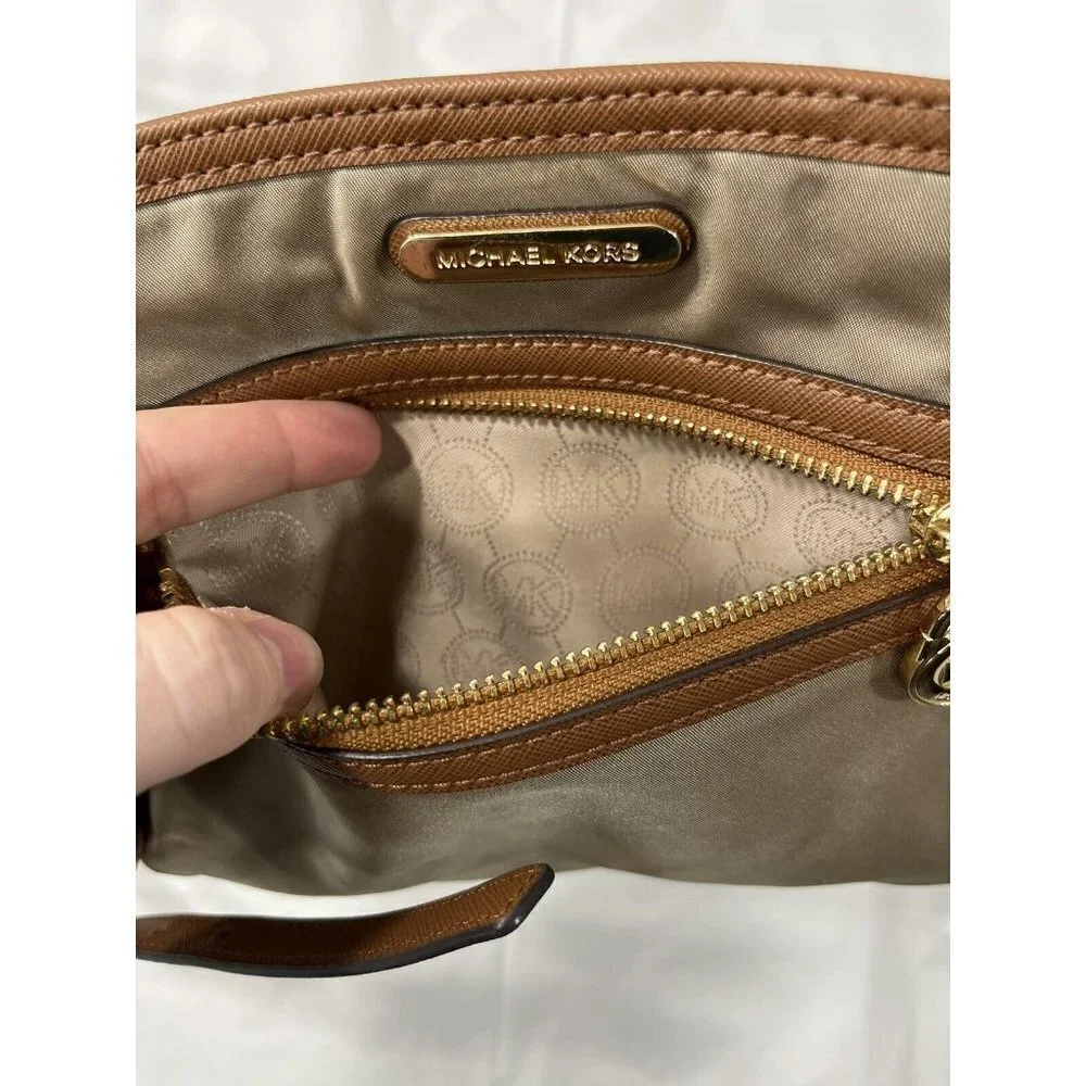 Michael Kors crossbody